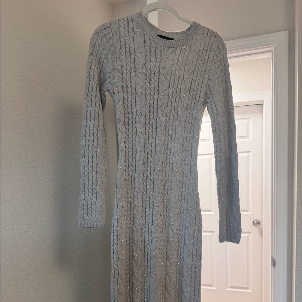 House of Harlow 1960 Light Gray Beaded Cable Knit Long Sleeve Dress